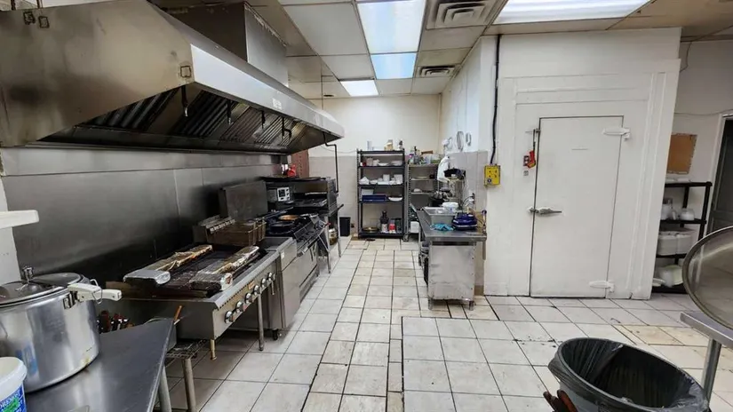 255 28 Street Se # 302, Calgary, AB - Image 4