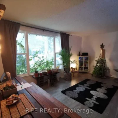 27 Shippigan Crescent, Toronto, ON