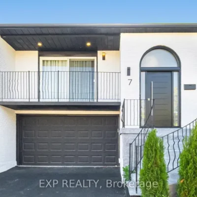 7 Boyne Highlands Court, Vaughan, ON