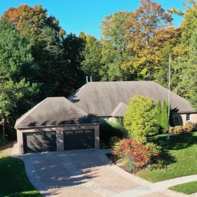 46 Pineneedle Drive, Aurora, ON