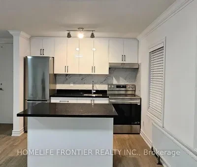 201 - 2685 Eglinton Avenue W, Toronto, ON