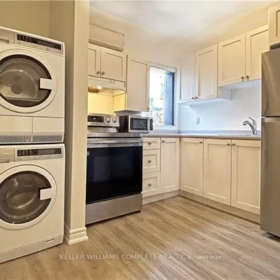 2-76 Wentworth Street S, Hamilton, ON