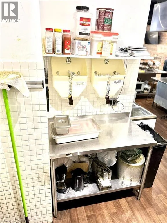 940 Bloor Street W, Toronto, ON - Image 18