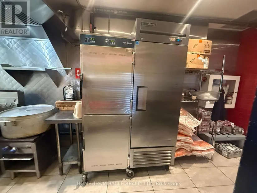 563 Yonge Street, Toronto, ON - Image 14