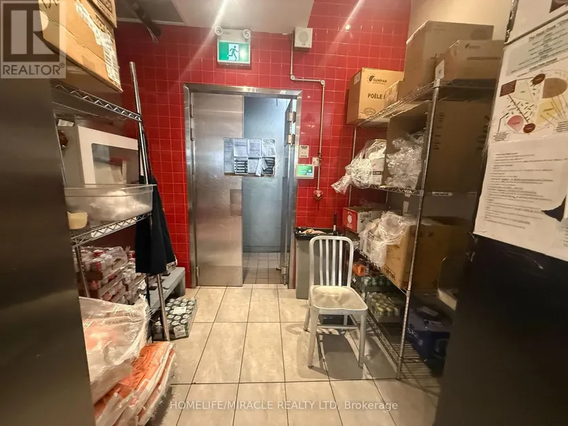 563 Yonge Street, Toronto, ON - Image 15