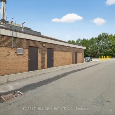 15 - 2354 Major Mackenzie Drive N, Vaughan, ON