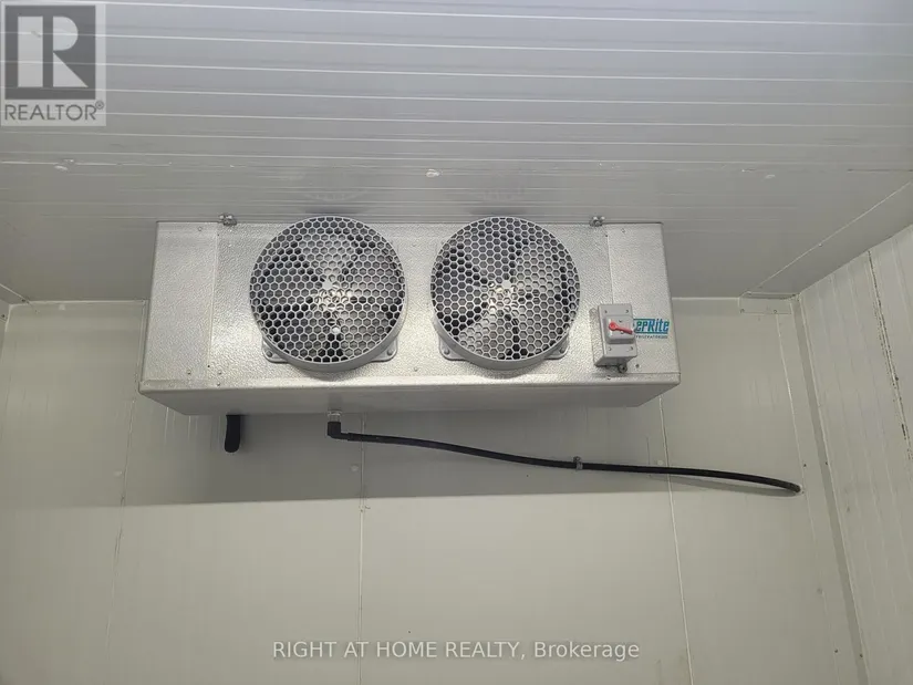 #11 - 471 Jevlan Drive, Vaughan, ON - Image 9