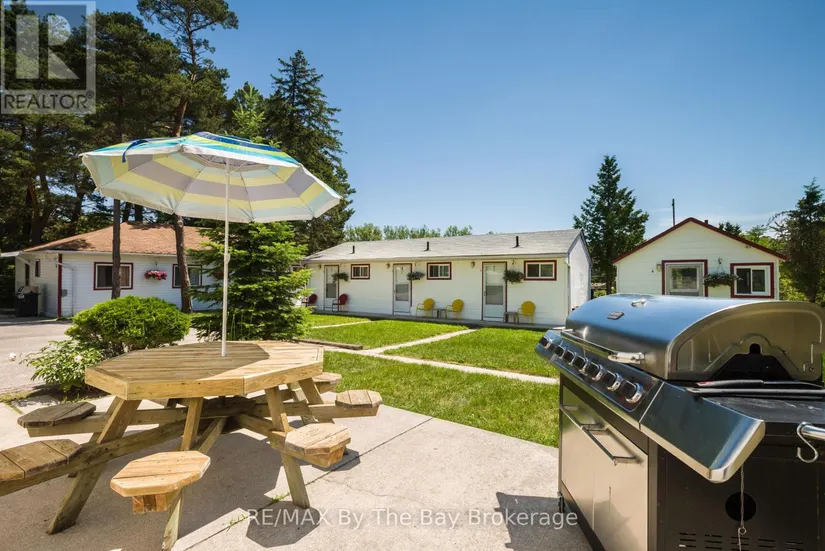 169 Mosley Street, Wasaga Beach, ON - Image 21