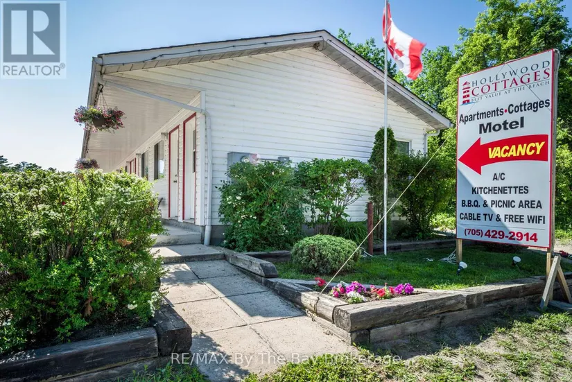 169 Mosley Street, Wasaga Beach, ON - Image 5