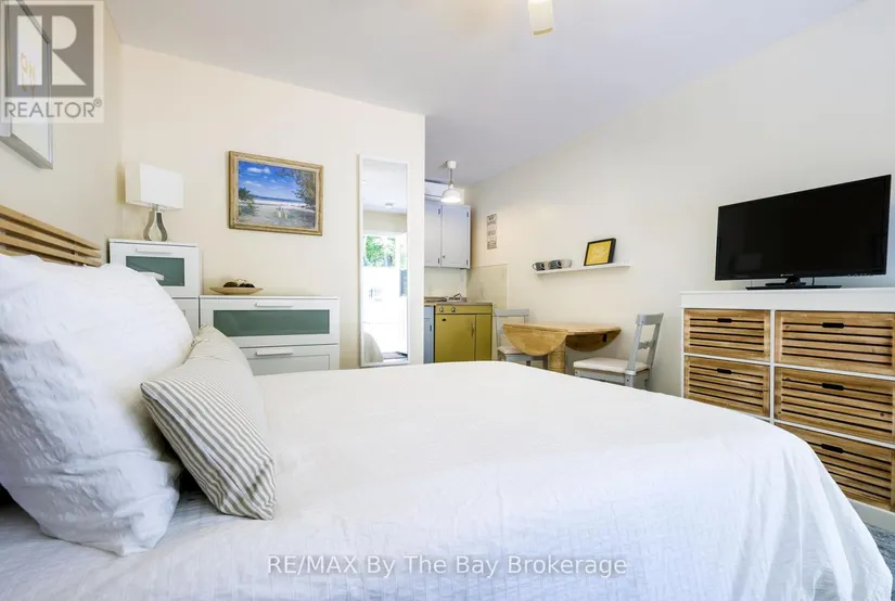 169 Mosley Street, Wasaga Beach, ON - Image 25