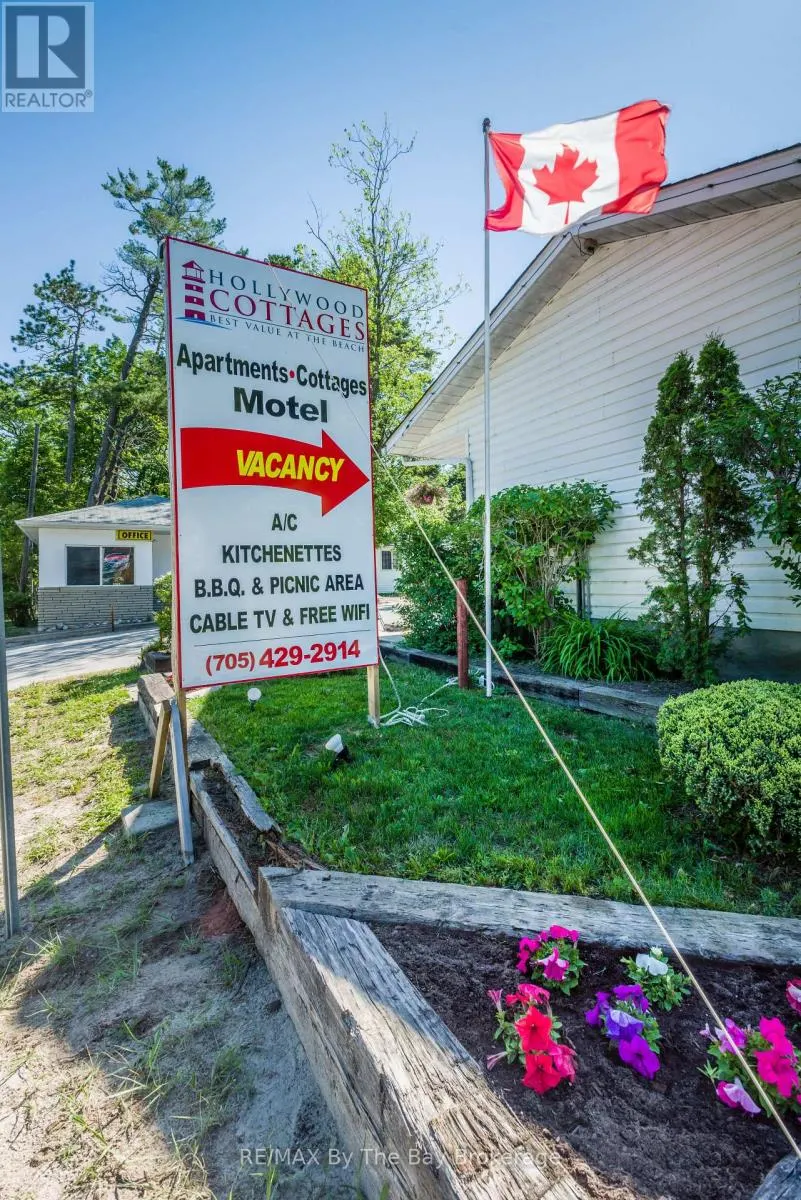 169 Mosley Street, Wasaga Beach, ON - Image 6