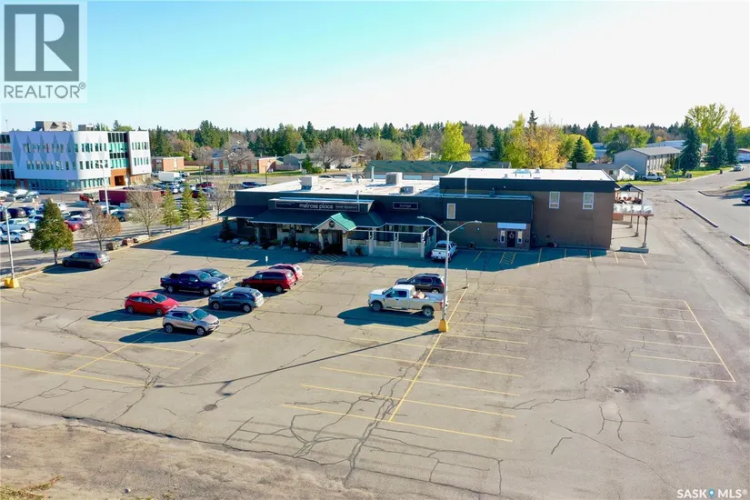 516 & 522 Broadway Street W, Yorkton, SK - Image 19