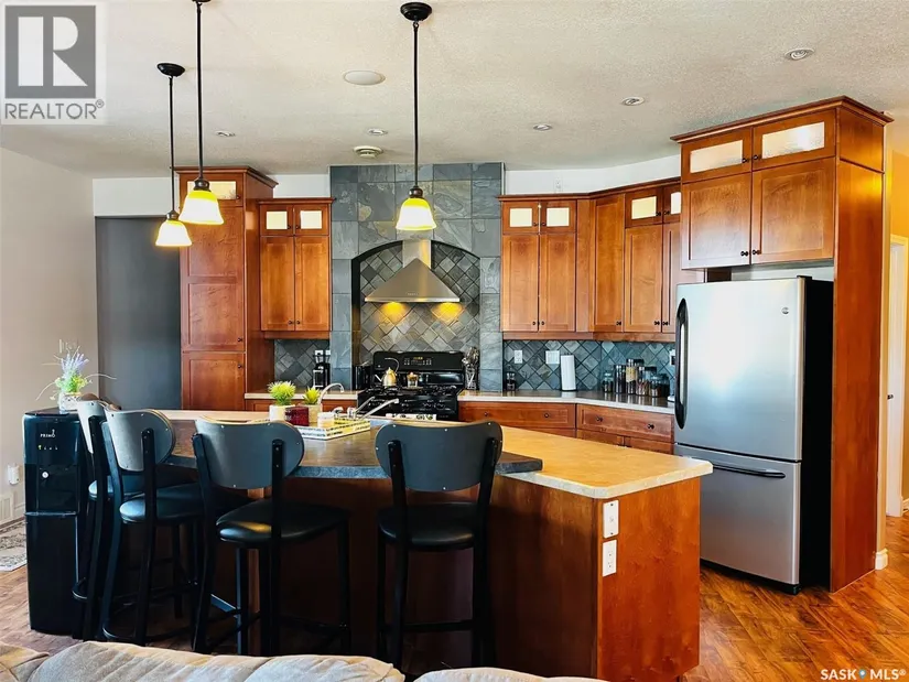 516 & 522 Broadway Street W, Yorkton, SK - Image 31