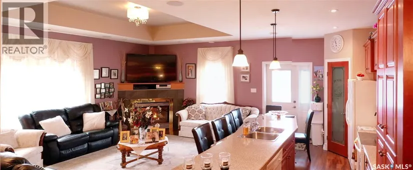 516 & 522 Broadway Street W, Yorkton, SK - Image 35