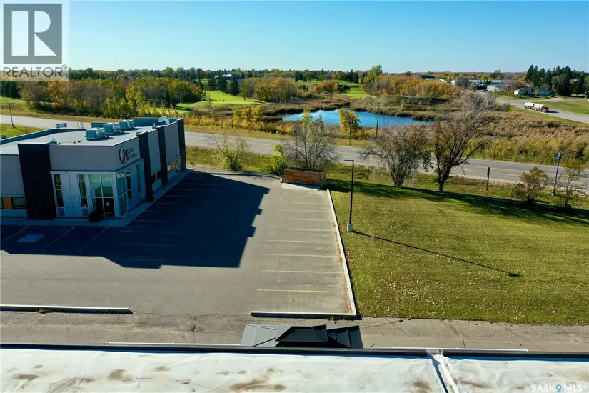 516 & 522 Broadway Street W, Yorkton, SK - Image 43