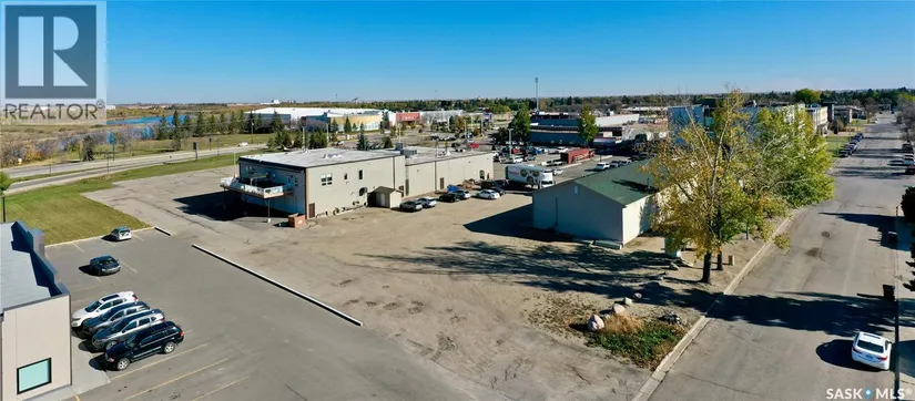 516 & 522 Broadway Street W, Yorkton, SK - Image 44