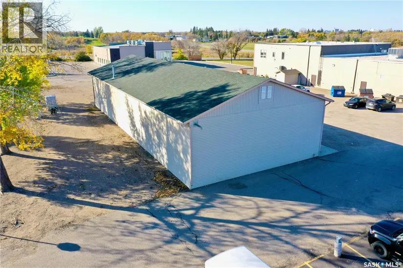 516 & 522 Broadway Street W, Yorkton, SK - Image 49