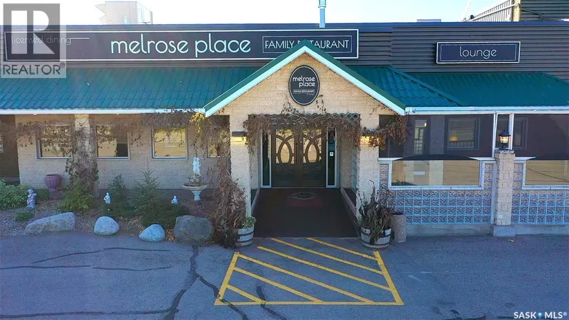 516 & 522 Broadway Street W, Yorkton, SK - Image 6