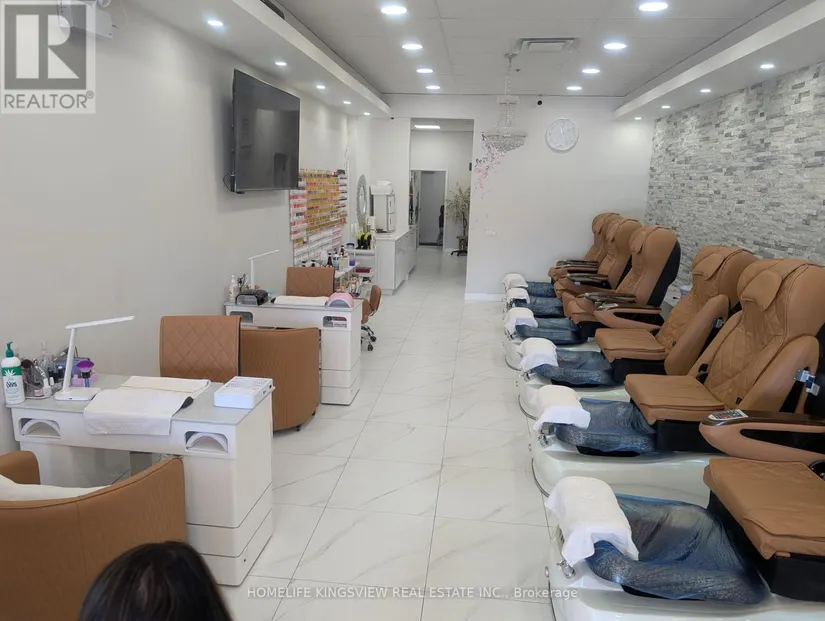 9 - 1865 Lakeshore Road W, Mississauga, ON - Image 6