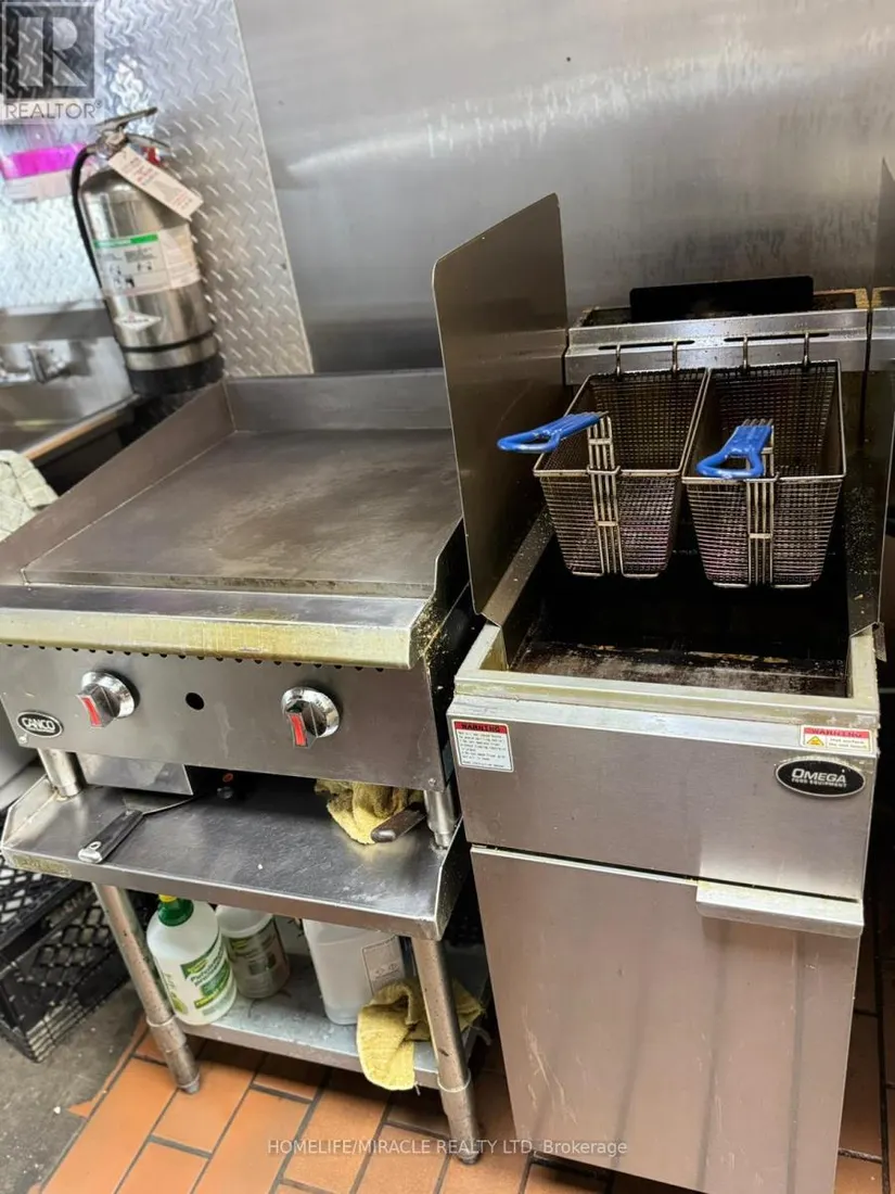 20 - 22 Main Street S, Brampton, ON - Image 16