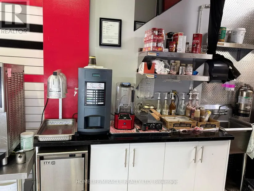 20 - 22 Main Street S, Brampton, ON - Image 9