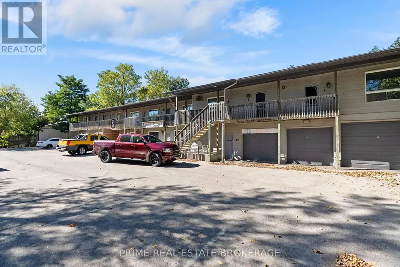 47 Ontario Street N, Lambton Shores, ON - Image 17