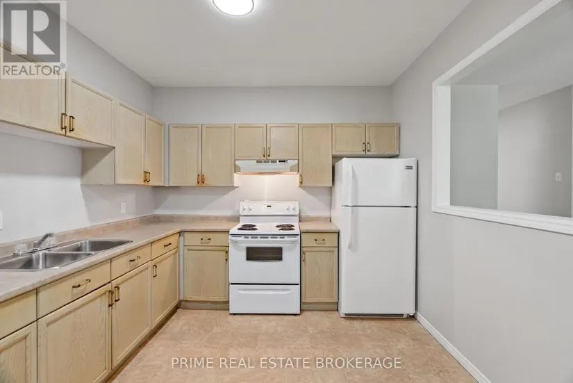 47 Ontario Street N, Lambton Shores, ON - Image 23