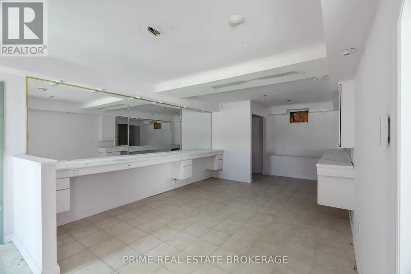 47 Ontario Street N, Lambton Shores, ON - Image 38