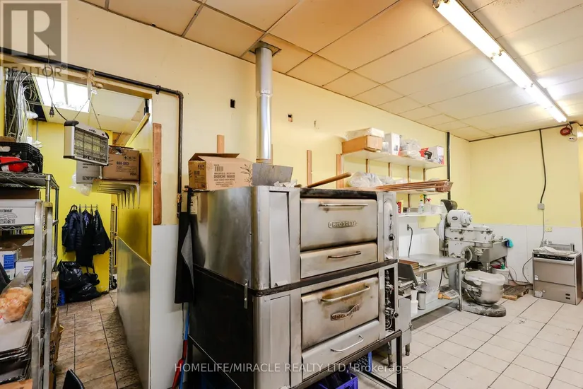 1 & 2 - 754 Queenston Road, Hamilton (Hamilton Beach), ON - Image 27