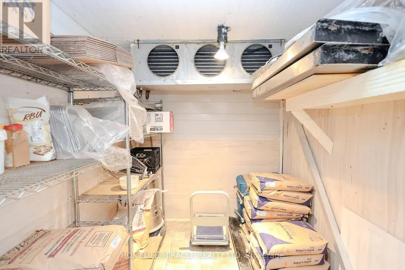 1 & 2 - 754 Queenston Road, Hamilton (Hamilton Beach), ON - Image 34