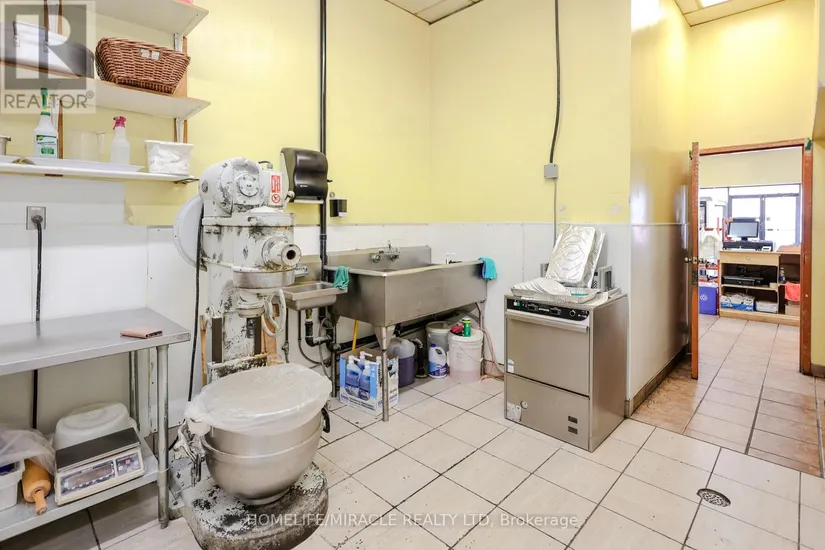 1 & 2 - 754 Queenston Road, Hamilton (Hamilton Beach), ON - Image 47