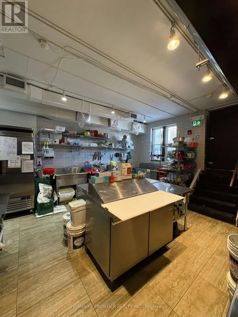 23 King Street N, Waterloo, ON - Image 17