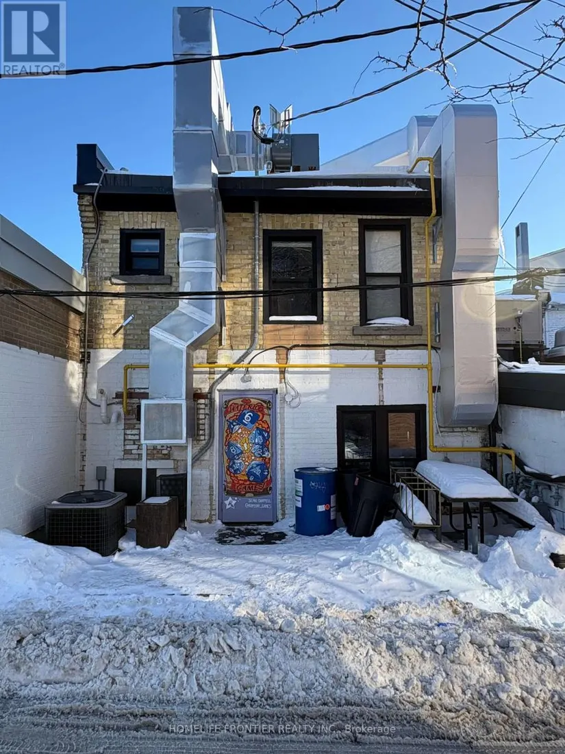 23 King Street N, Waterloo, ON